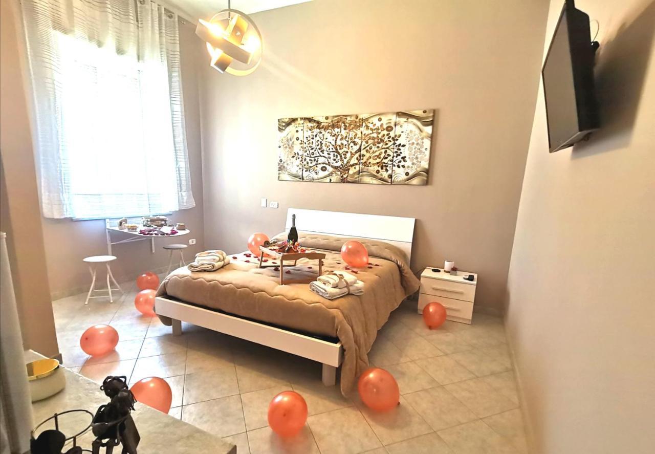 Dale Rooms Naples Exterior photo